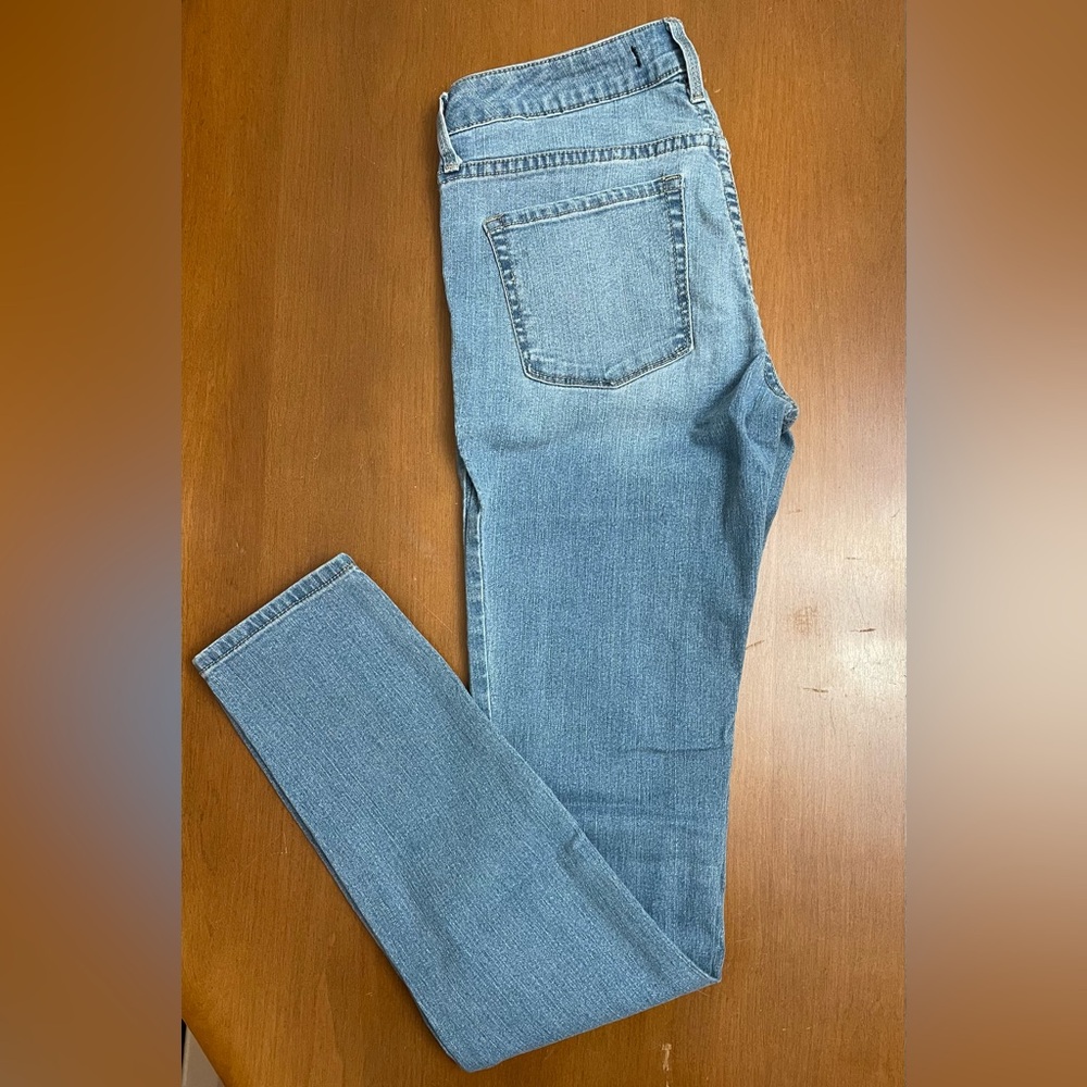 Women’s Skinny Jeans